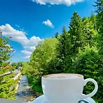 Homestay Bar-kawiarnia Basia Goscinne Szczyrk