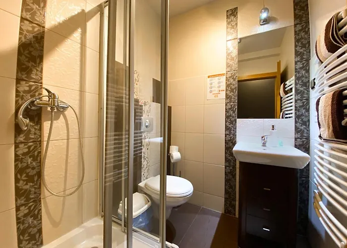 Bar-kawiarnia Basia Goscinne Privatunterkunft Szczyrk