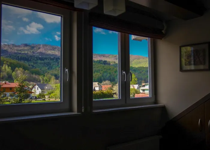 Bar-kawiarnia Basia Goscinne Séjour chez l'habitant Szczyrk