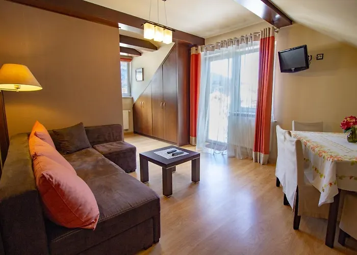 Séjour chez l'habitant Bar-kawiarnia Basia Goscinne *